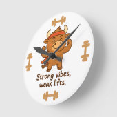 Sterke vibes, zwakke liften – Coach Bullio Style Ronde Klok (Hoek)