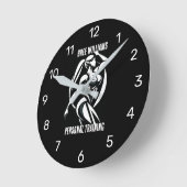 Sterke vrouw fitness persoonlijke training minimal ronde klok (Hoek)