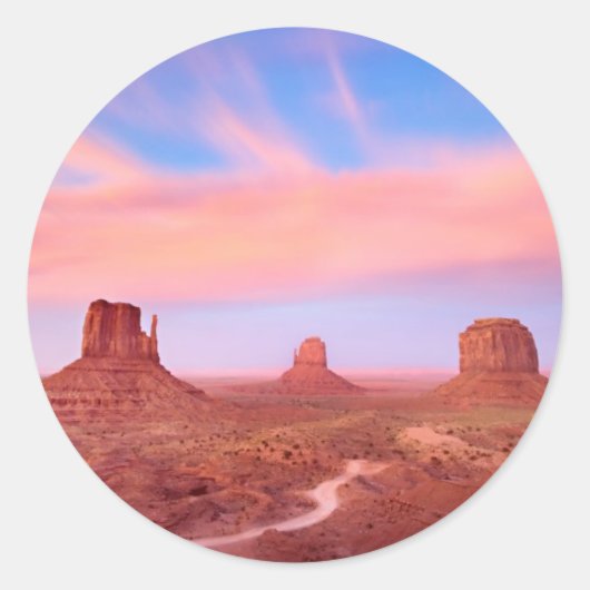 Sterke winden over Desert Valley Ronde Sticker (Voorkant)