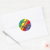 "Sterkte in diversiteit" Regenboog Inclusiviteit Ronde Sticker (Envelop)
