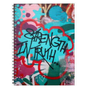 Sterkte op waarheidsgraffiti notitieboek