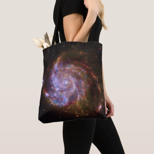 Sterrengeboorte in het Pinwheel: M101 Galaxy Tote Bag (Dichtbij)