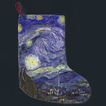 Sterrennacht door Vincent van Gogh Kleine Kerstsok<br><div class="desc">Sterrennacht van Vincent van Gogh is een kunstschilderij uit het impressionisme, een landschapsschilderij met een uitzicht Saint Remy, Frankrijk, van Gogh's asiel. De nachtelijke hemel zwaait met wolken met een heldere halve maan en schitterende sterren over het vage dorp. Sterrennacht is waarschijnlijk het beroemdste schilderij van Gogh en werd overdag...</div>
