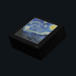 Sterrennacht Vincent van Gogh Cadeaudoosje<br><div class="desc">Deze mooie kunstcadeaudoos is een show die een Nederlandse post-impressionistische schilder Vincent van Gogh's beroemde schilderij "De Sterrennacht" maakt. Van Gogh schilderde tijdens zijn verblijf in het asiel van Saint Remy in de jaren tachtig de rolheuvels en de cyperbomen die hij uit zijn raam zag. Hij voegde ook het dorp...</div>