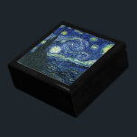 Sterrennacht Vincent van Gogh Fine Art Painting Cadeaudoosje<br><div class="desc">Vincent van Gogh (Nederlands, 1853 - 1890) Sterrennacht, 1889, Oil on canvas Unframed: 73 × 92 cm (28, 7 × 36, 2 inch) Dit schilderij toont het uitzicht uit het oostwaarts gerichte raam van de asielkamer van Van Gogh op Saint-Rémy-de-Provence, en voegt er aan toe geïdealiseerd dorp. Het is sinds...</div>