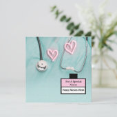 Stethoscoop en eenzame gelukkige verplegers Week Feestdagenkaart (Staand voorkant)