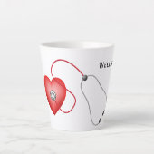 Stethoscoop en hart op maat latte mok (Voorkant)