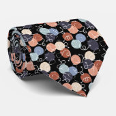 stethoscopen op zwart stropdas (Opgerold)