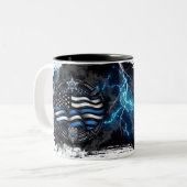 Steun de Blauwe Wetshandhaving Keramische Mok (Voorkant links)