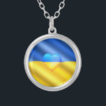 Steun Oekraïense Ketting Oekraïens Vlag Hart<br><div class="desc">Steun Oekraïense Kettingen Vrede - Oekraïense vlag - Vrijheidssteun - Solidariteit - Samen sterk - Vrijheidsoverwinning! Laten we van de wereld een betere plek maken - iedereen samen! Een betere wereld begint - hangt af - heeft U ook nodig! U kunt overzetten naar 1000 Zazzle producten. Wij staan achter Oekraïne!...</div>