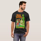 Steven Rhodes Don't Talk To Strangers Alien Retro  T-shirt (Voorkant volledig)