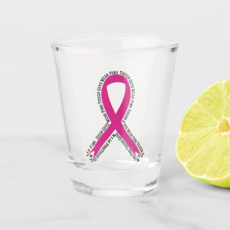 Stevige jongens Draag het bewustzijn van roze bors Shot Glas