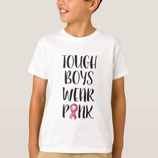 Stevige jongens Draag roze borstkankerbewustzijn T-shirt (Voorkant)