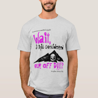 Stevige mudder op Silver American Apparel T-shirt