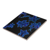 Stevige neonblauwe bloemen tegeltje (Zijkant)