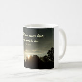 Stevige tijden duren nooit, stoere mensen doen mok (Voorkant rechts)