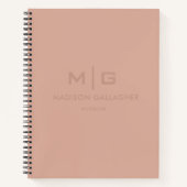 Stevige zachte lichtpaste Terracotta Roze Rood Roz Notitieboek (Voorkant)