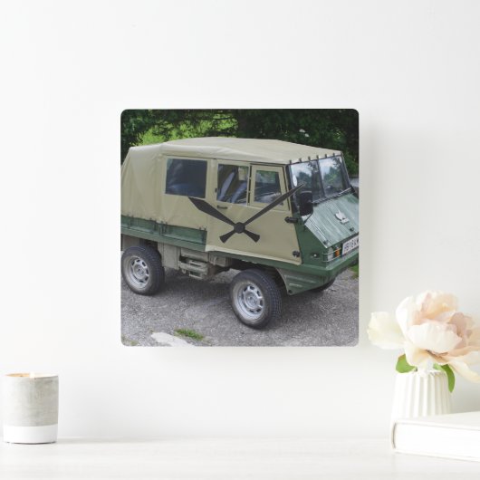 Steyr Puch Haflinger Vierkante Klok (Huis)