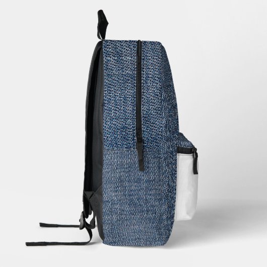 Stick figuur meisje met madeliefjes en blauwe deni bedrukte rugzak (Links)