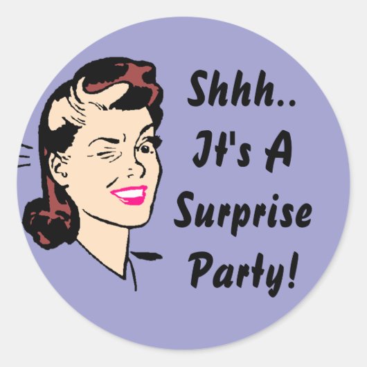 Sticker.. Het is een verrassingsfeestje! Knipdasse Ronde Sticker (Voorkant)