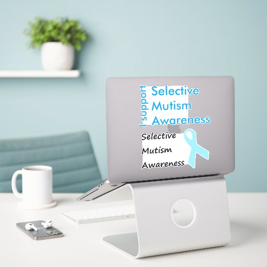 Sticker voor bewustwording van selectieve mutisme (Laptop op bureau)