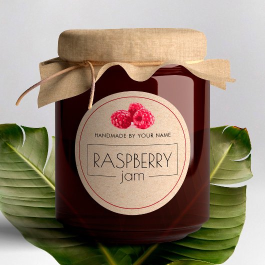 Stickers voor frambozenjam met een etiket op klein