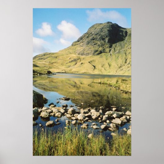 Stickle Tarn zomerreflecties, Lake District. Poster (Voorkant)