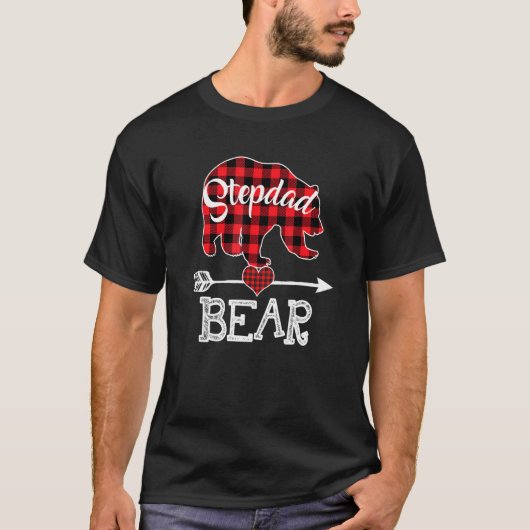 Stiefvader Beer Kerst Pyjama Rode Geruite Buffalo T-shirt (Voorkant)