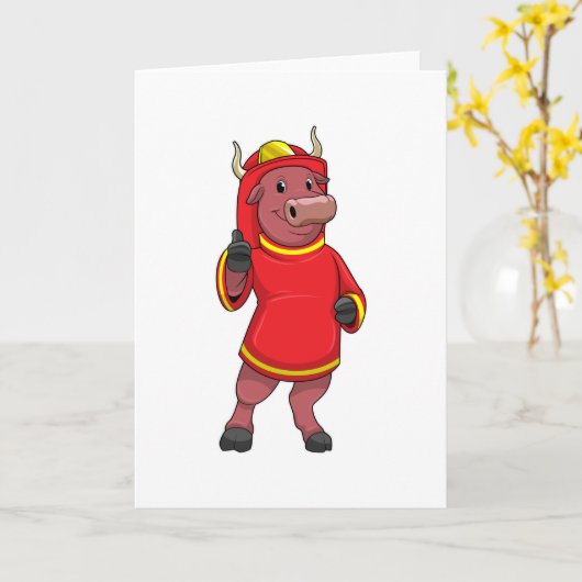 Stier als brandweerman met helm kaart (Gele Bloem)