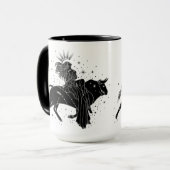 Stier Dansende Meisje 15oz Zwarte Rand Mok (Voorkant links)