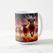 Stieren laden door een vurig landschap koffiemok (Voorkant rechts)