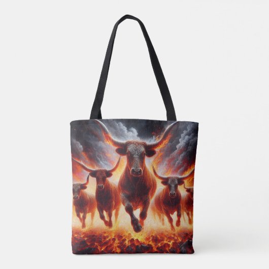 Stieren laden door een vurig landschap tote bag (Achterkant)