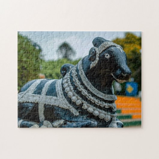 Stierenbeeld Nandi Park India. Legpuzzel (Horizontaal)