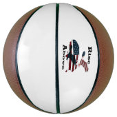 Stijging boven basketbal (Verticaal)