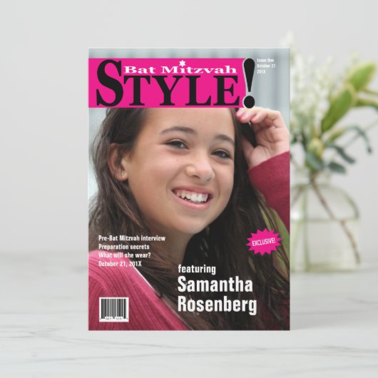 Stijl! Bat Mitzvah Magazine Uitnodiging in roze (Staand voorkant)