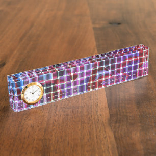 Stijl van mandjes op donkerroze, lila, paars naambordje