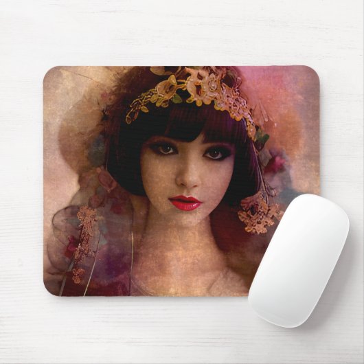  stijlportret van mooie vrouw in roze muismat (Met muis)