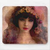  stijlportret van mooie vrouw in roze muismat (Voorkant)