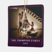 Stijlvol 2023 Family Photo Minimalist Paarse Moder Keramisch Ornament (Links)