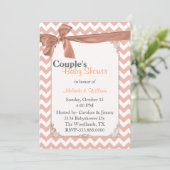 Stijlvol Baby shower van Peach Chevron Couple Kaart (Staand voorkant)