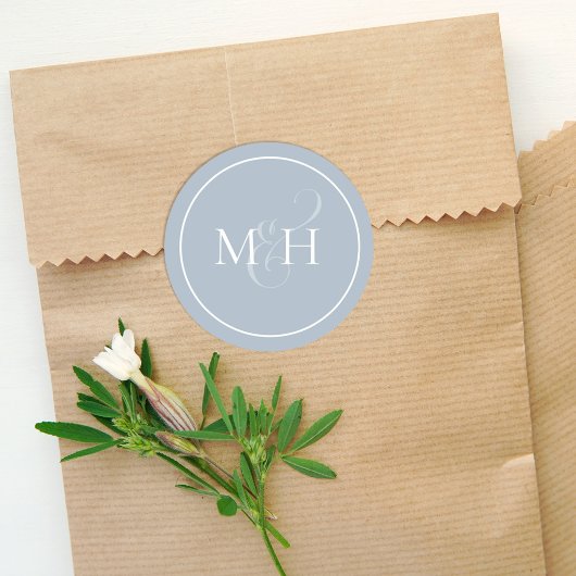 Stijlvol, blauw eenvoudig monogram ampersand ronde sticker