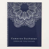 Stijlvol blauw en zilver Yoga-leraar notebook Planner (Voorkant)