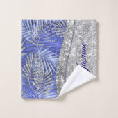 stijlvol blauw paars zilverglitter monogram bad handdoek (Wasdoekje)