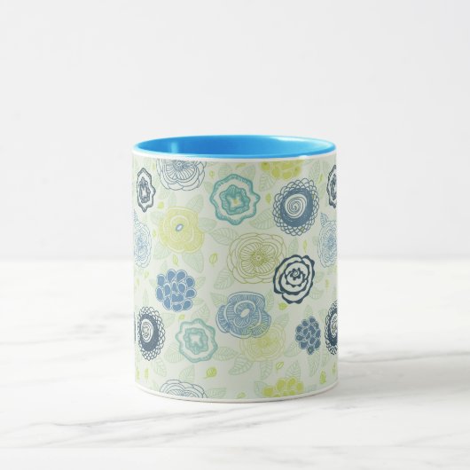 Stijlvol bloempatroon met schattige bloemen mok (Midden)