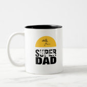 Stijlvol design "SUPER DAD", persoonlijke wensen Tweekleurige Koffiemok (Links)