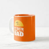 Stijlvol design "SUPER DAD", persoonlijke wensen Tweekleurige Koffiemok (Voorkant links)