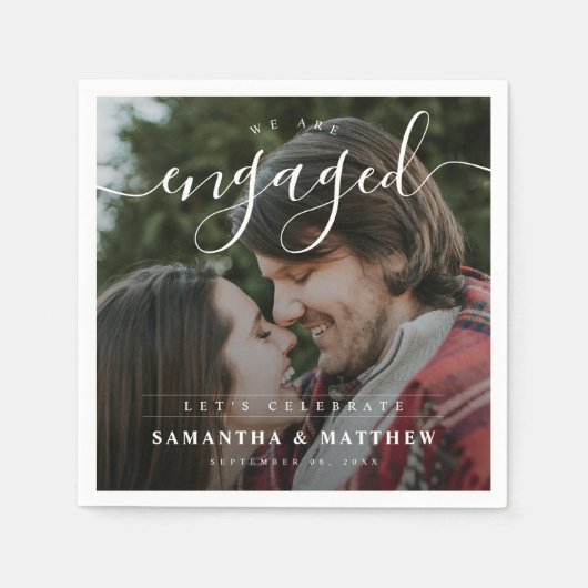 Stijlvol Elegaant Koppel Foto Verlovingsfeest Servet (Voorkant)