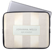 Stijlvol Elegant Beige Linen Gold Striped Laptop Sleeve (Voorkant)