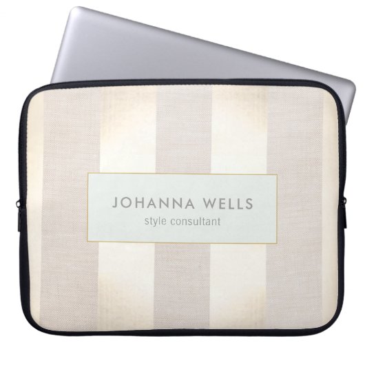 Stijlvol Elegant Beige Linen Gold Striped Laptop Sleeve (Voorkant)