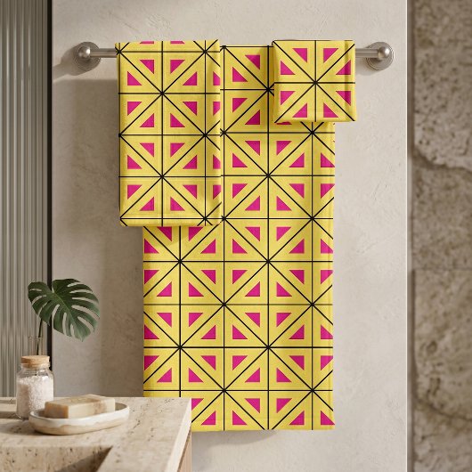 Stijlvol geel & roze geometrisch patroon bad handdoek